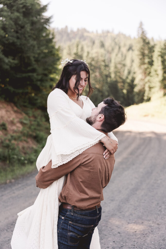 Forest wedding in grangeville idaho